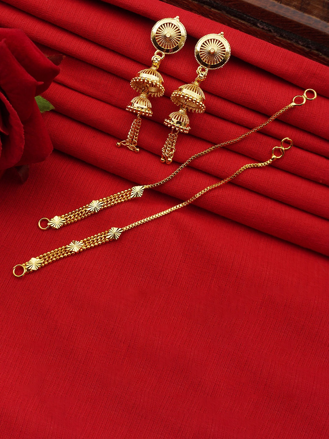 

PINAAKA DARINI Gold-Plated 1 Gram Dome Shaped Temple Jhumkas And Kaan Chain Earrings