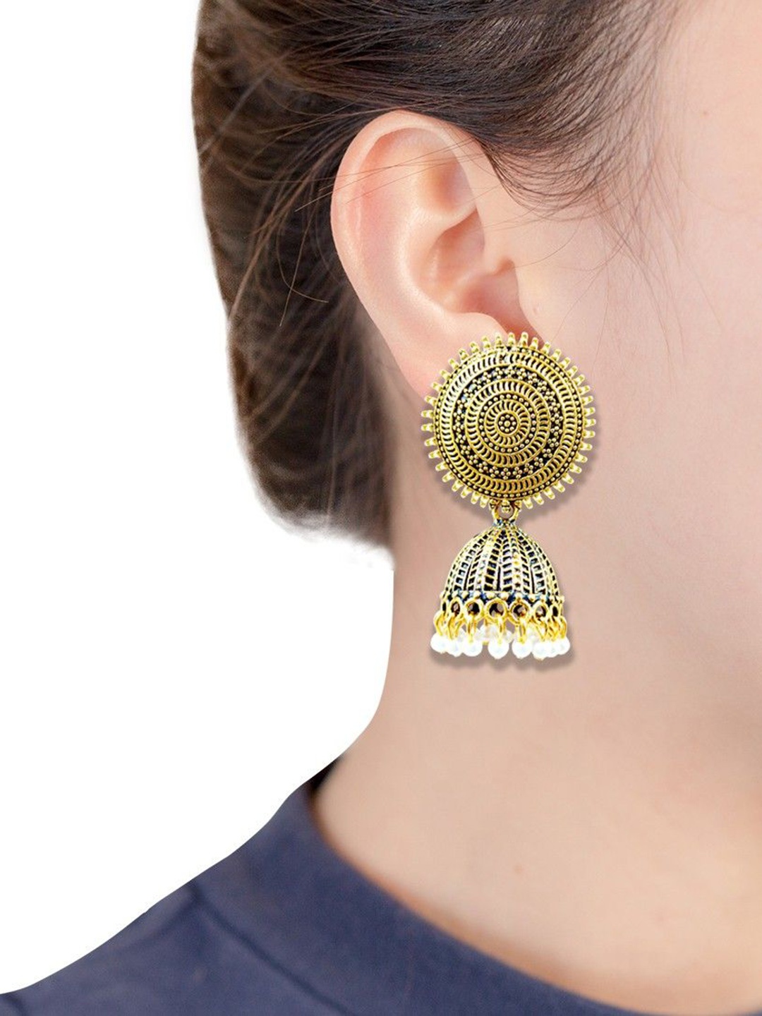 

PINAAKA DARINI Set Of 2 Gold-Plated Circular Jhumkas