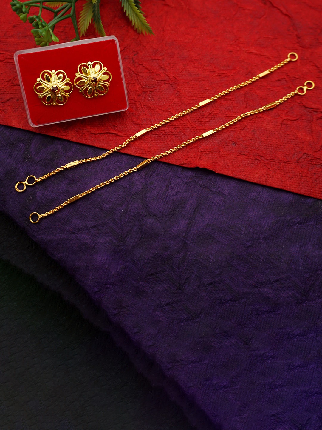 

PINAAKA DARINI Gold-Plated Floral Coated Kaan Temple Studs With Chain Earrings