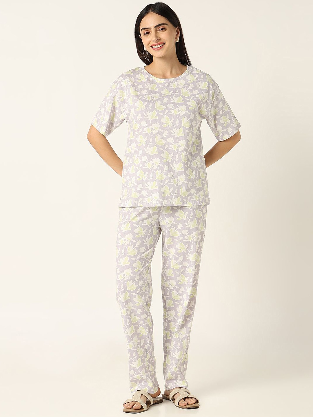 

R&B Women Pure Cotton Printed Night suit, Purple