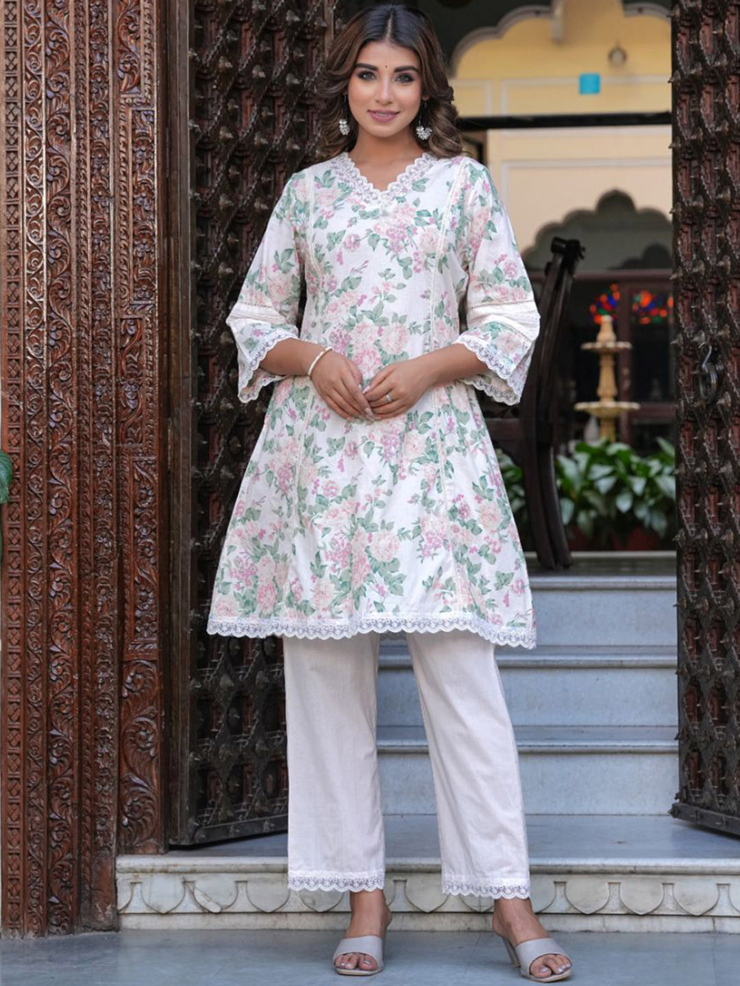

KALINI Floral Printed V-Neck Three-Quarter Sleeves Pure Cotton Top With Trouser, Green