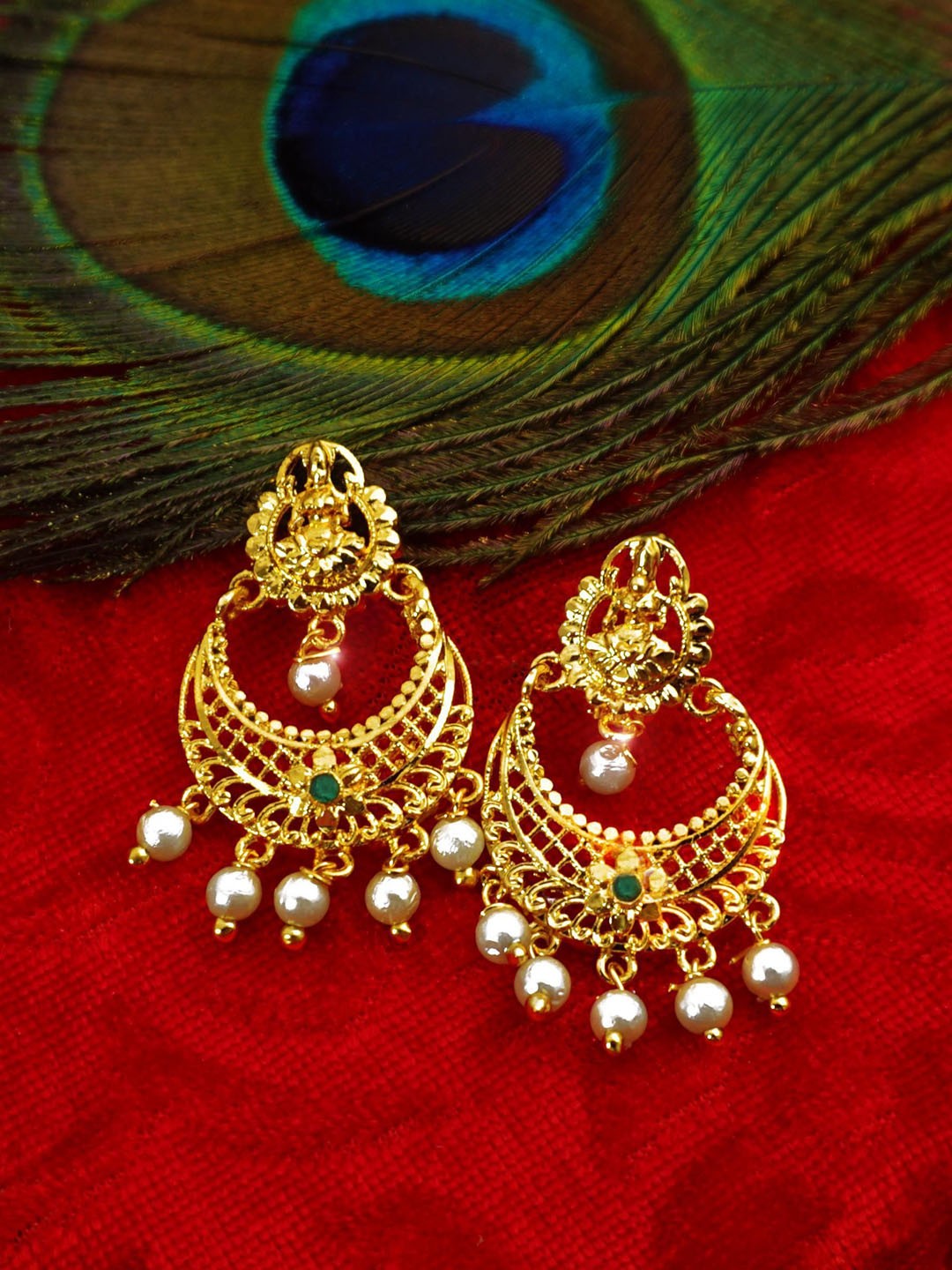 

PINAAKA DARINI Gold-Plated Circular Stone Studded & Pearl Beaded Drop Earrings