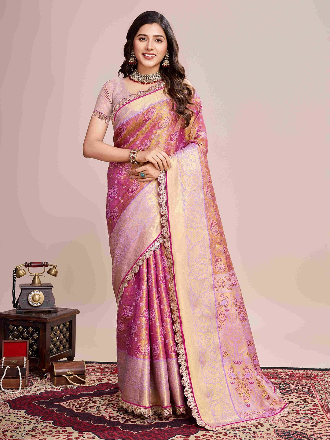 

HEER FASHION Woven Design Designer Kanjeevaram Saree, Pink