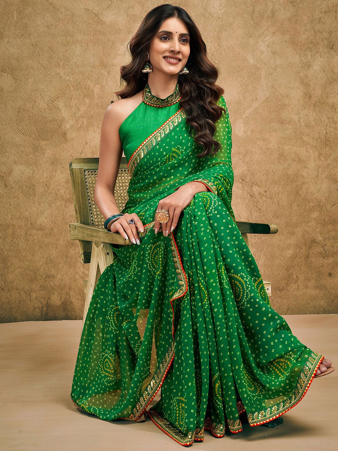 

Mitera Sequinned Pure Georgette Bandhani Saree, Green