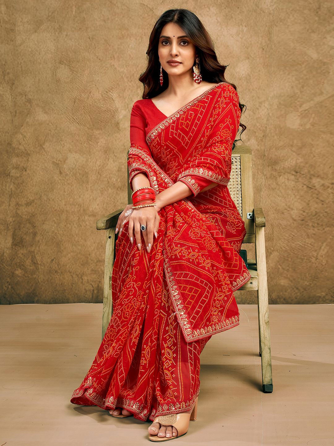 

Mitera Bandhani Embroidered Pure Georgette Bandhani Saree, Red
