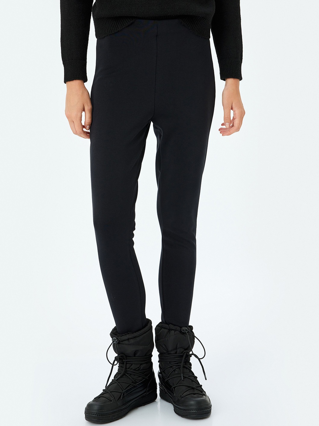 

Koton Women High Rise Regular Fit Jeggings, Black