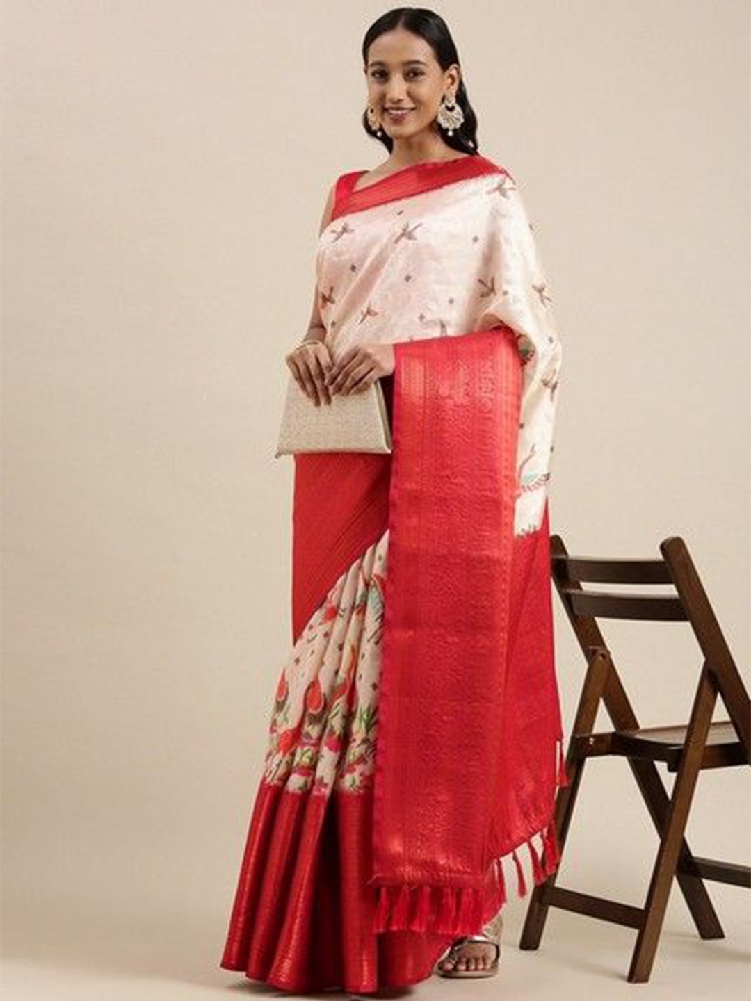 

VARNI FABRICS Women Floral Zari Pure Silk Banarasi Saree, White