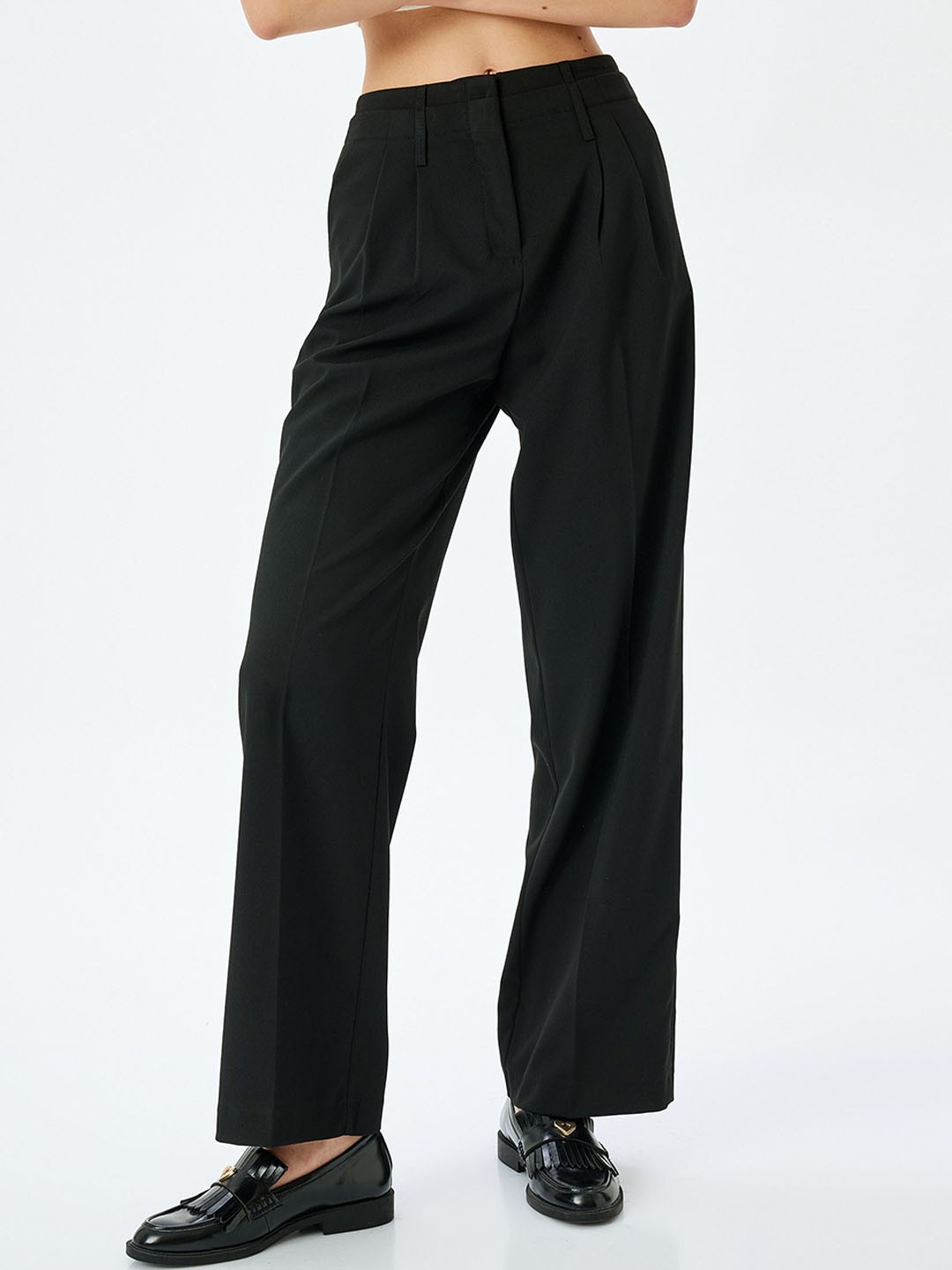 

Koton Women Mid-Rise Straight Fit Regular Trouser, Black