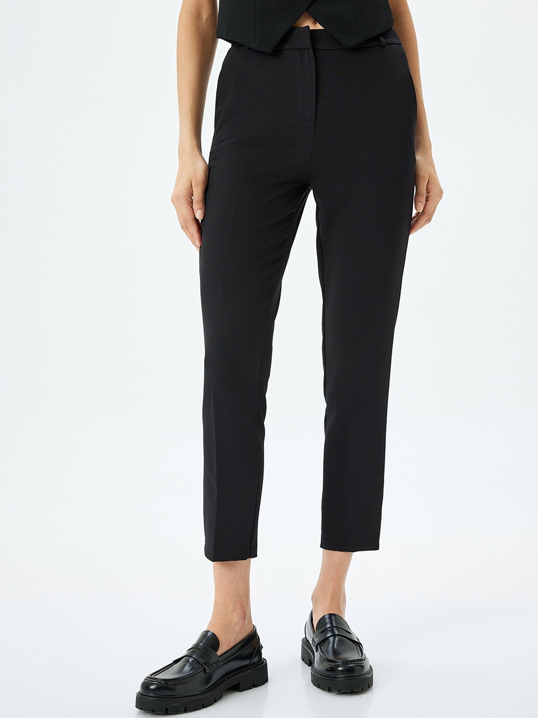 

Koton Women Slim Fit High-Rise Trousers, Black