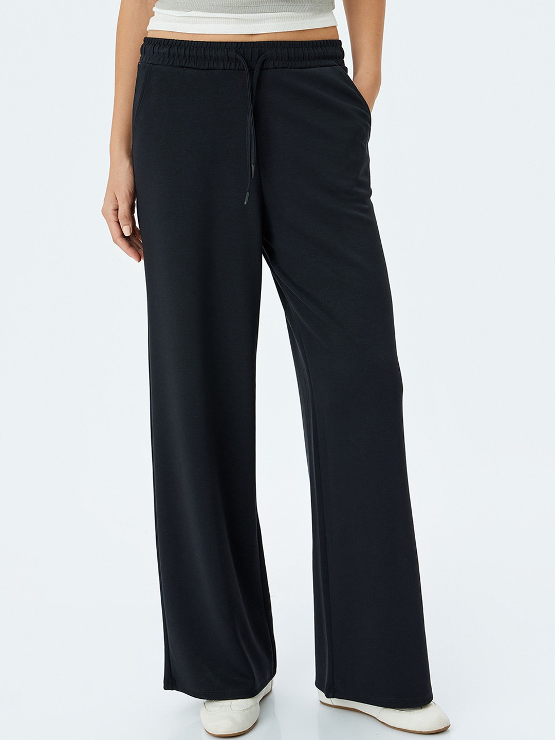 

Koton Women Loose Fit Trousers, Black