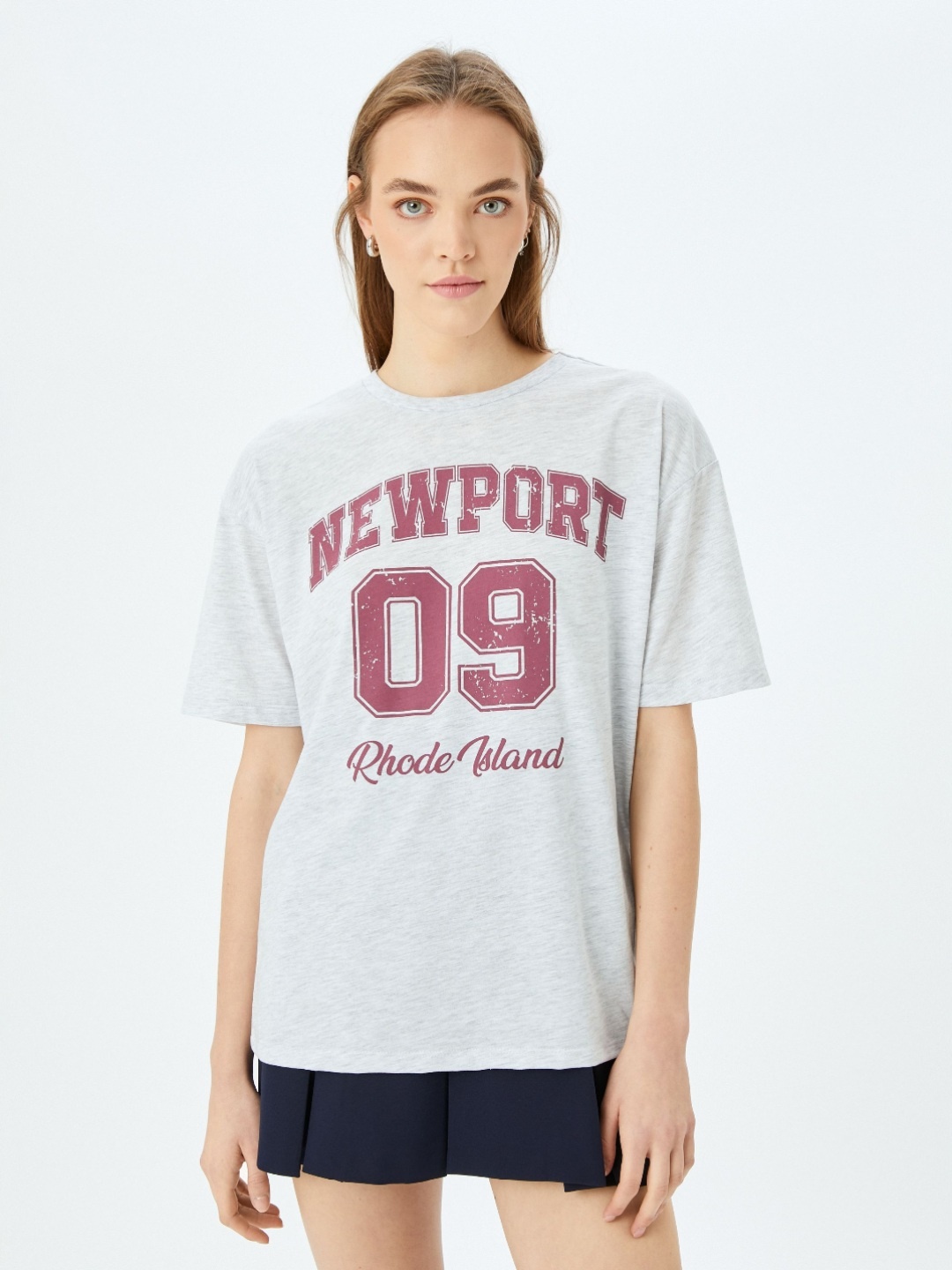 

Koton Women Typography Printed Round Neck Oversized T-shirt, Grey
