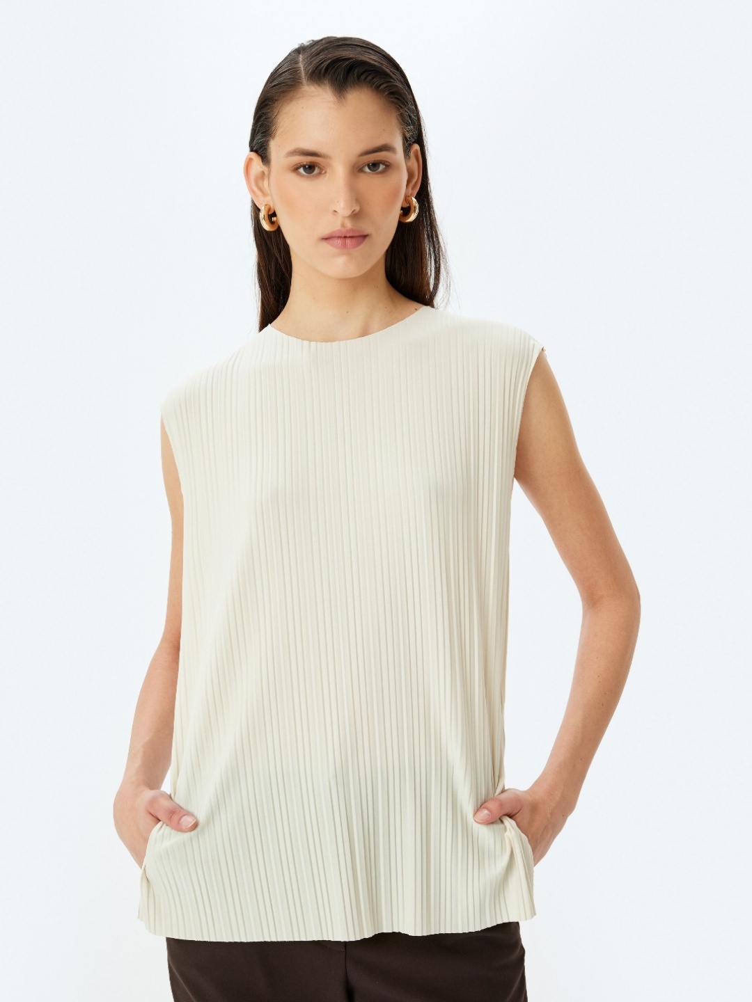 

Koton Women Self Design Sleeveless Casual T-shirt, Off white