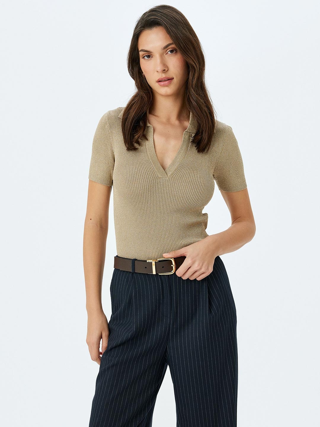 

Koton Women Shirt Collar Crop Pullover Sweater, Grey