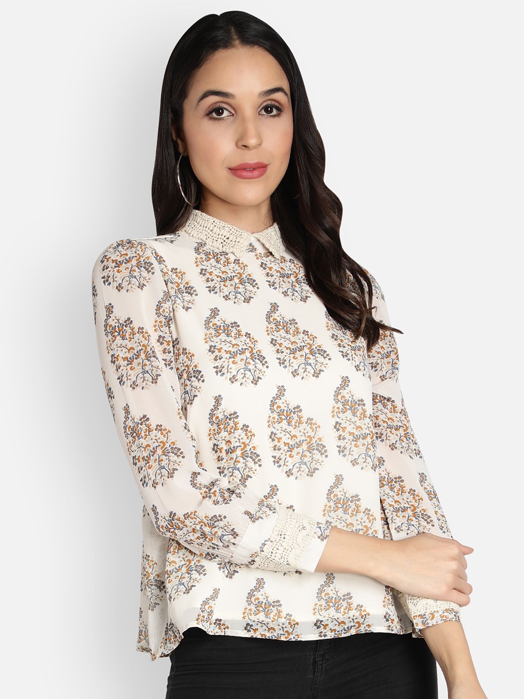 

Sipsew Women Floral Printed Peter Pan Collar Blouson Top, Beige