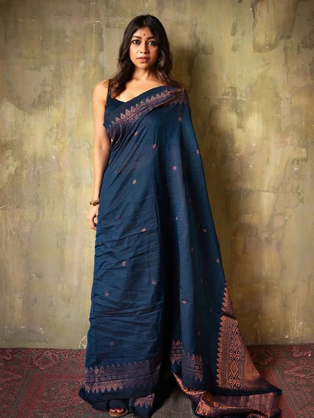 KALINI Woven Design Zari Silk Blend Banarasi Saree, Blue