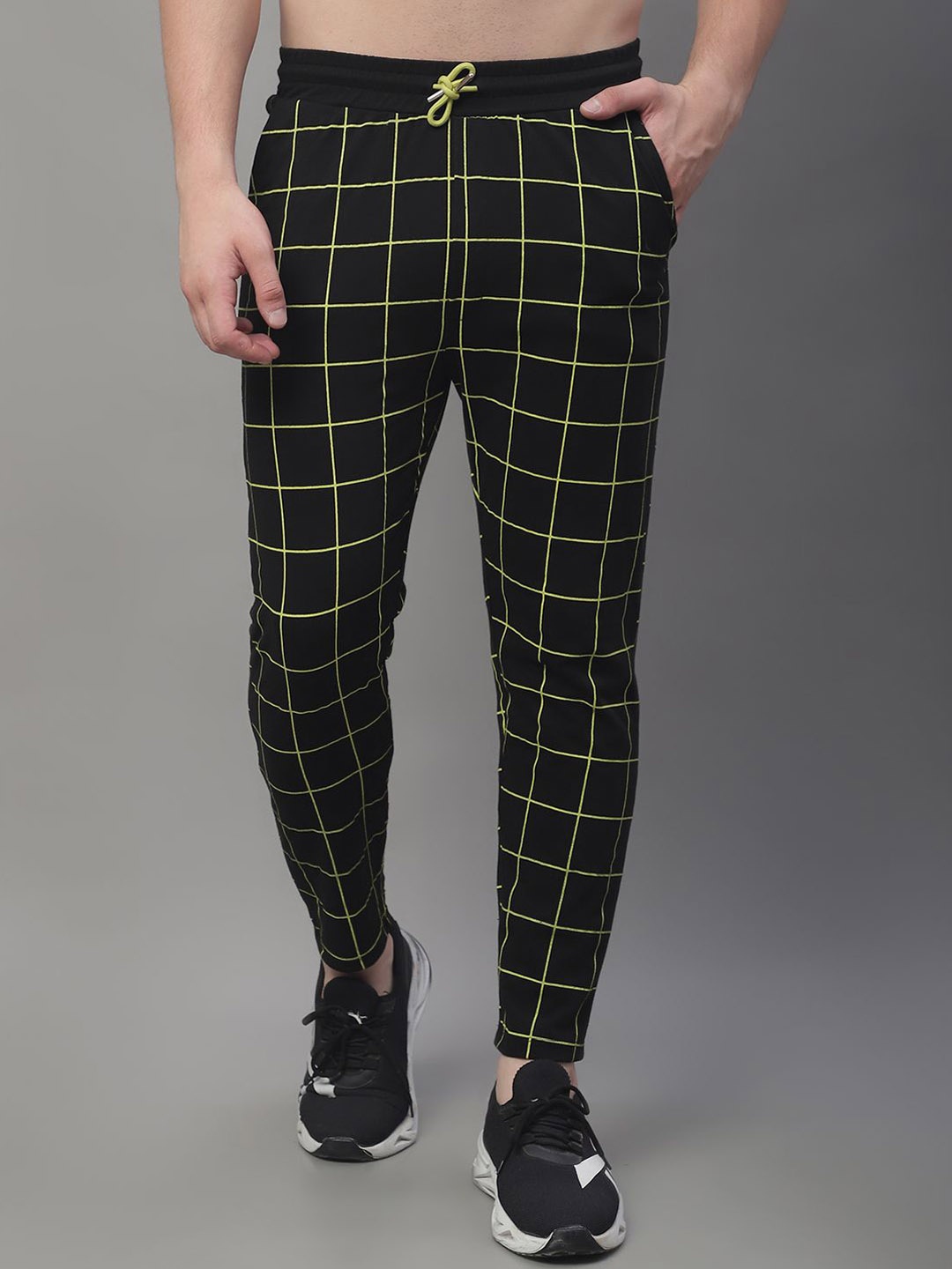 

DOOR74 Men Checked Cotton Track Pant, Black