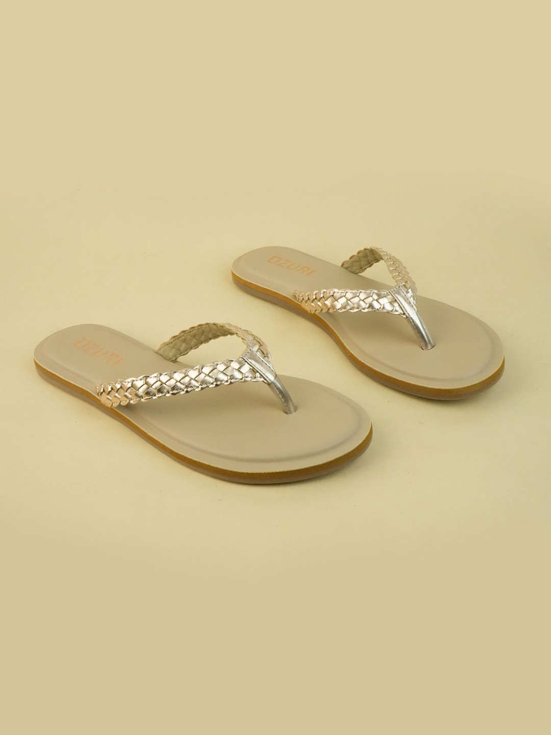 

Ozuri Women Open Toe Flats, Rose gold