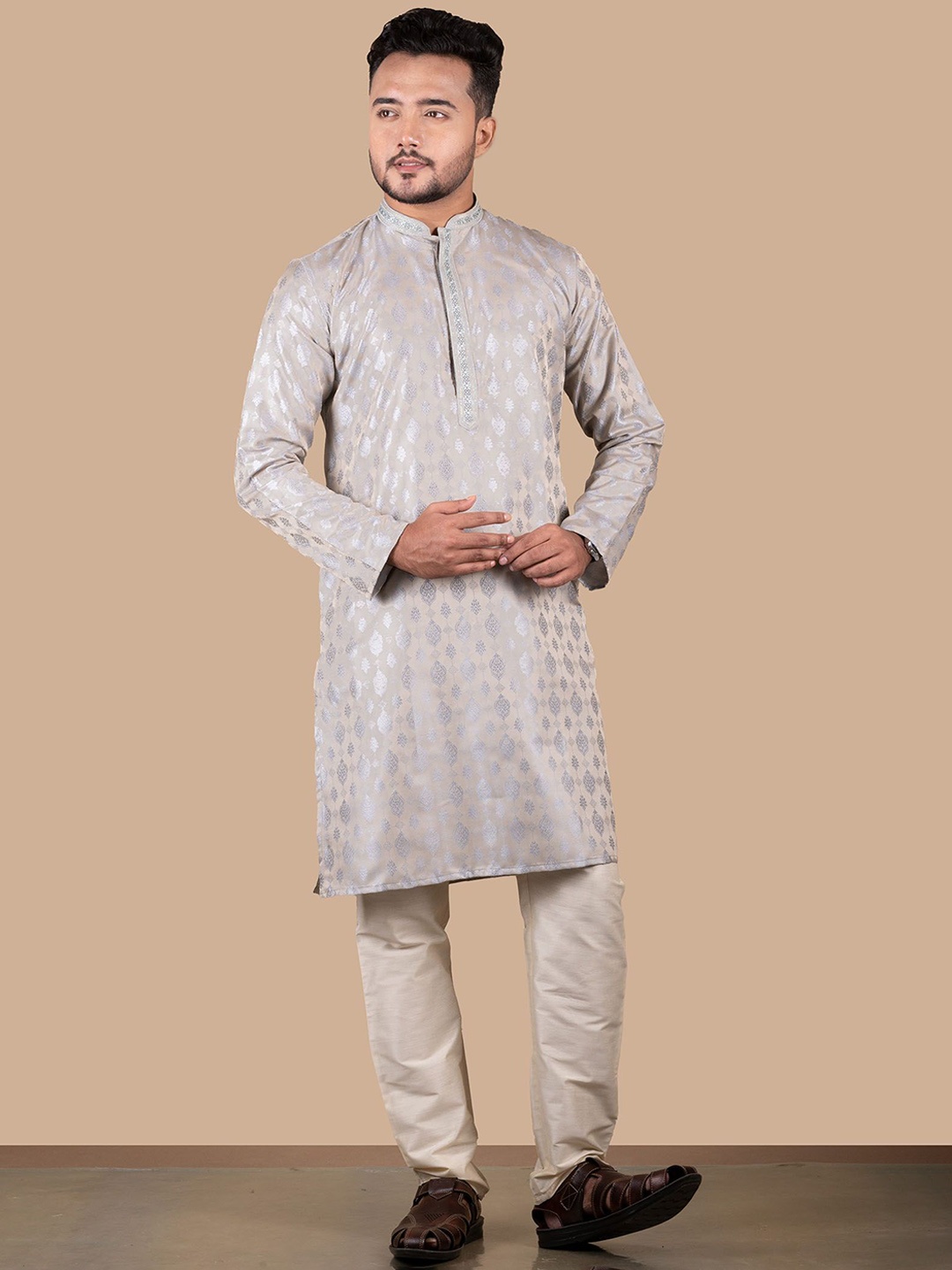 HERE&NOW Men Bandhani Printed Thread Work Kurta, Grey