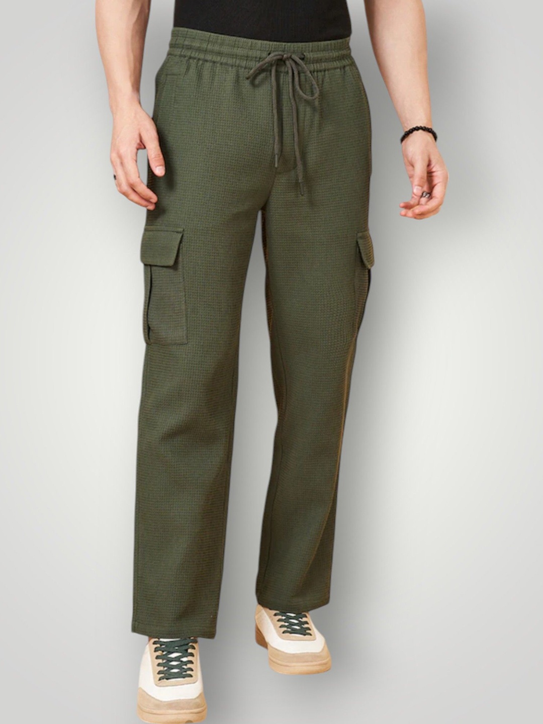 

INDICLUB Men Trousers, Green