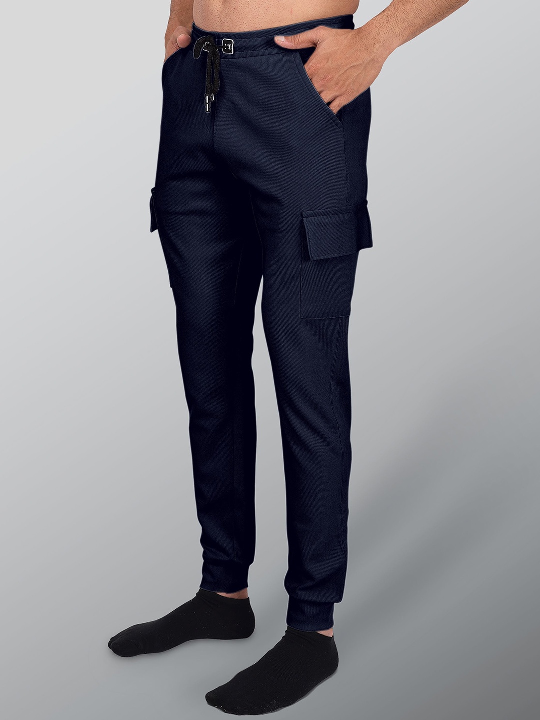 

INDICLUB Men Trousers, Blue