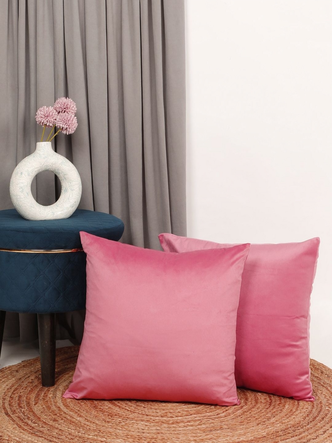 

THE CONVERSION Pink Set of 2 Velvet Square Cushion Covers