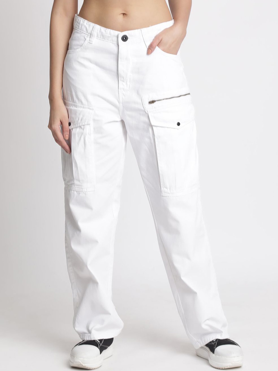 

The Roadster Lifestyle Co Women Cotton Straight Fit Cargo Trousers, White