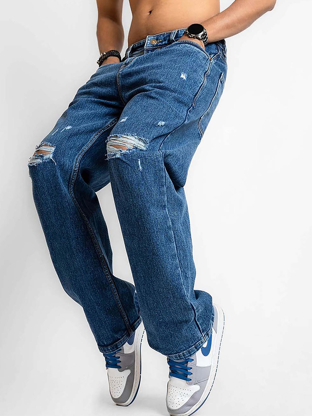 

FIBONACCI Men Cobalt Distressed Baggy Jeans, Blue