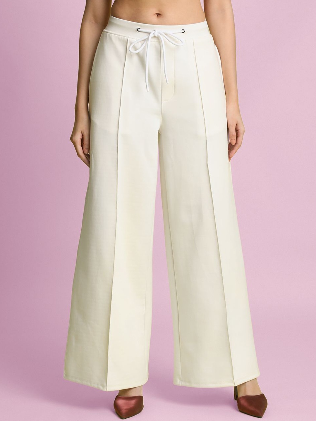 

Bene Kleed Women High-Rise Wide Leg Panelled Trouser, White