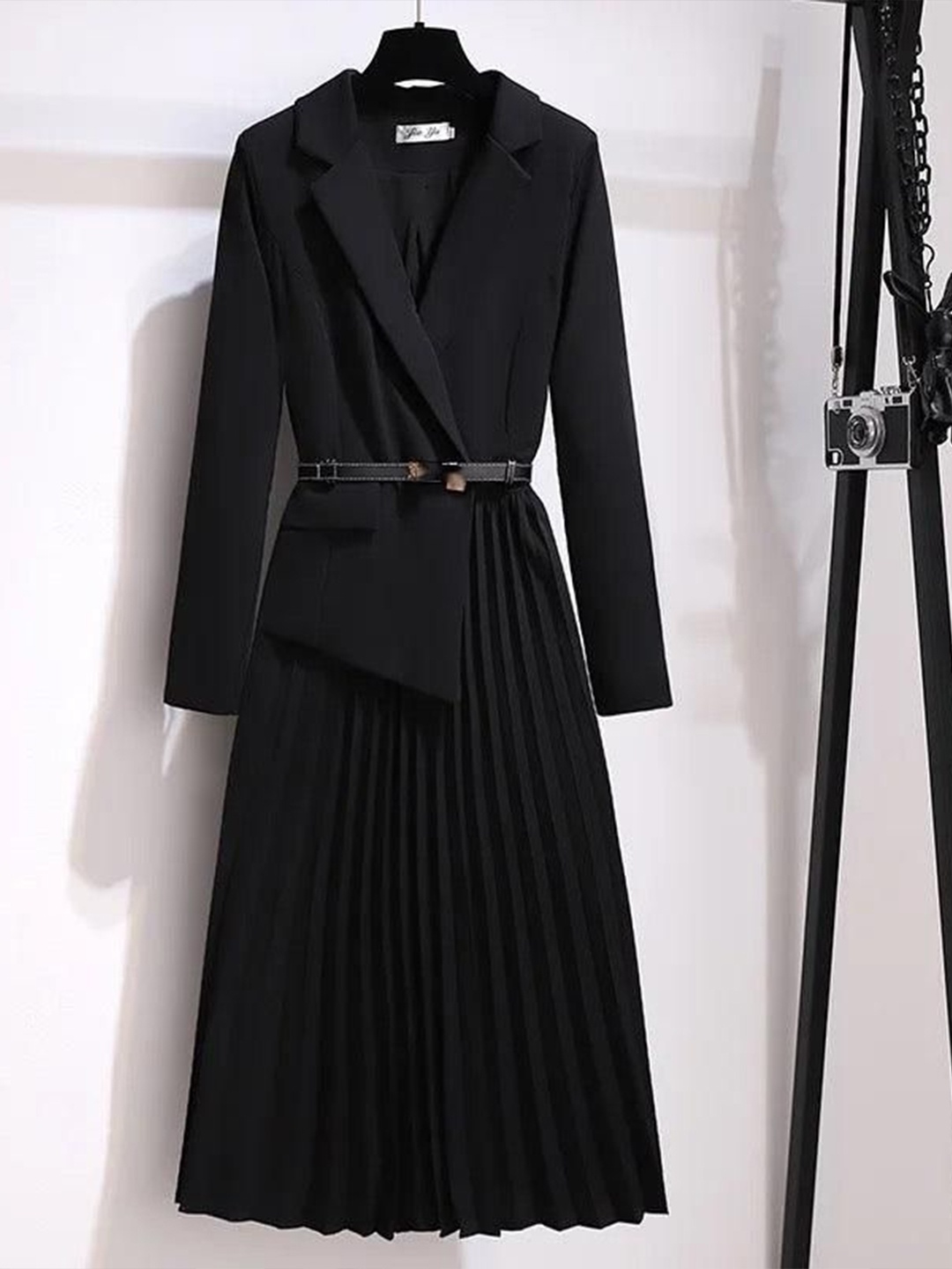 

Alamode By Akanksha Women Black Nova Elegant Pleated Blazer Dress