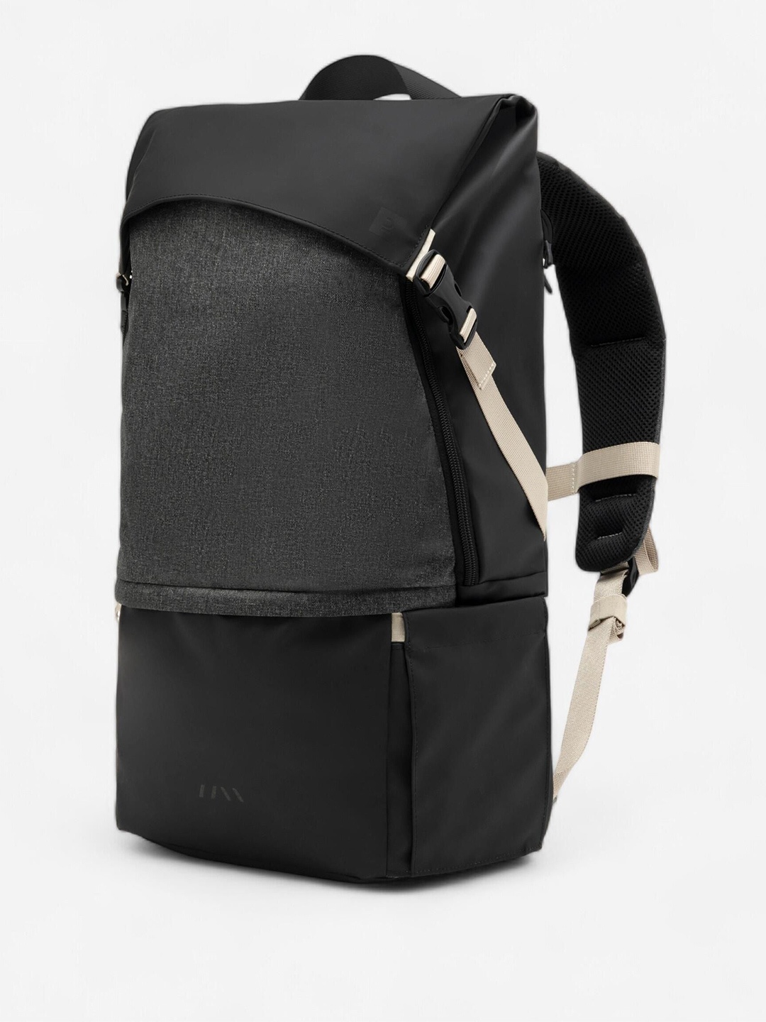 

Kipsta By Decathlon Men Small Padded Backpacks, Black