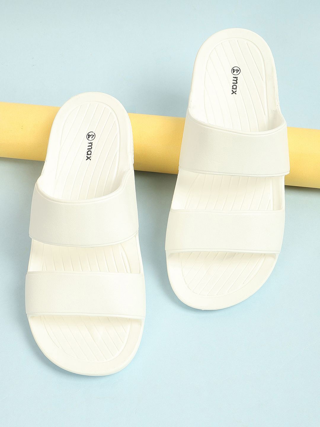 

max Men Casual Sliders, Off white