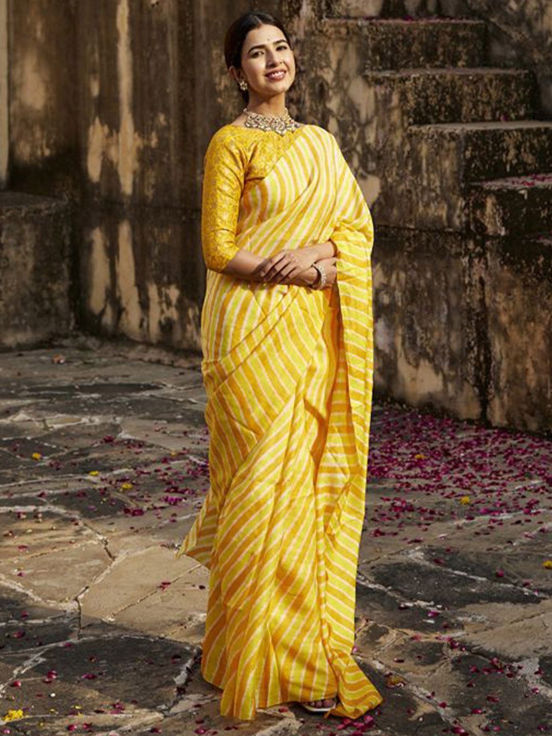 

Geroo Luxe Leheriya Printed Pure Silk Leheriya Saree, Yellow