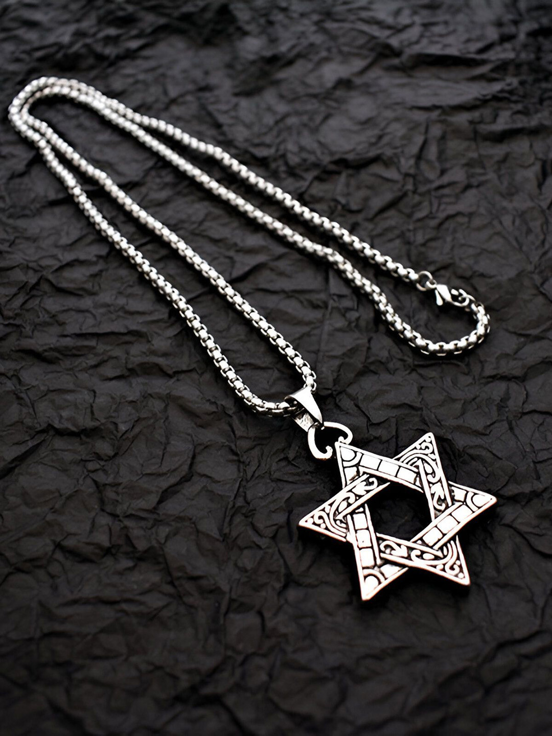 

Minprice Silver-Plated Star Shaped Stainless Steel Pendant with Chain