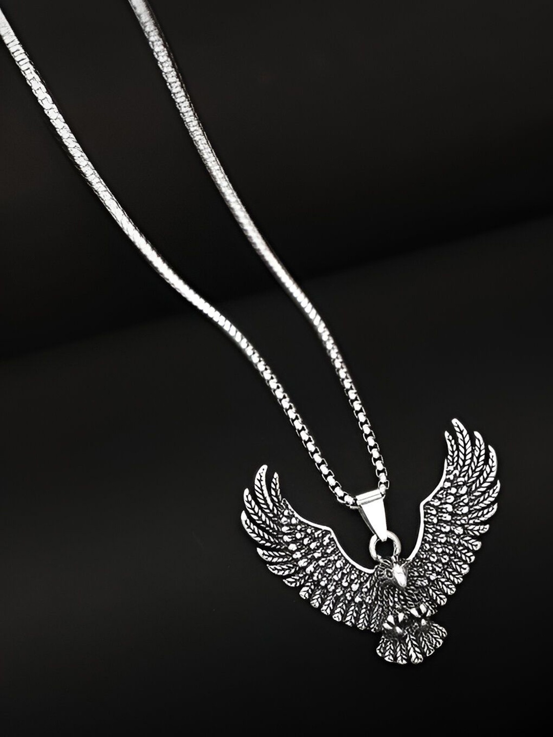 

Minprice Silver-Plated Contemporary Stainless Steel Oxidised Pendant with Chain