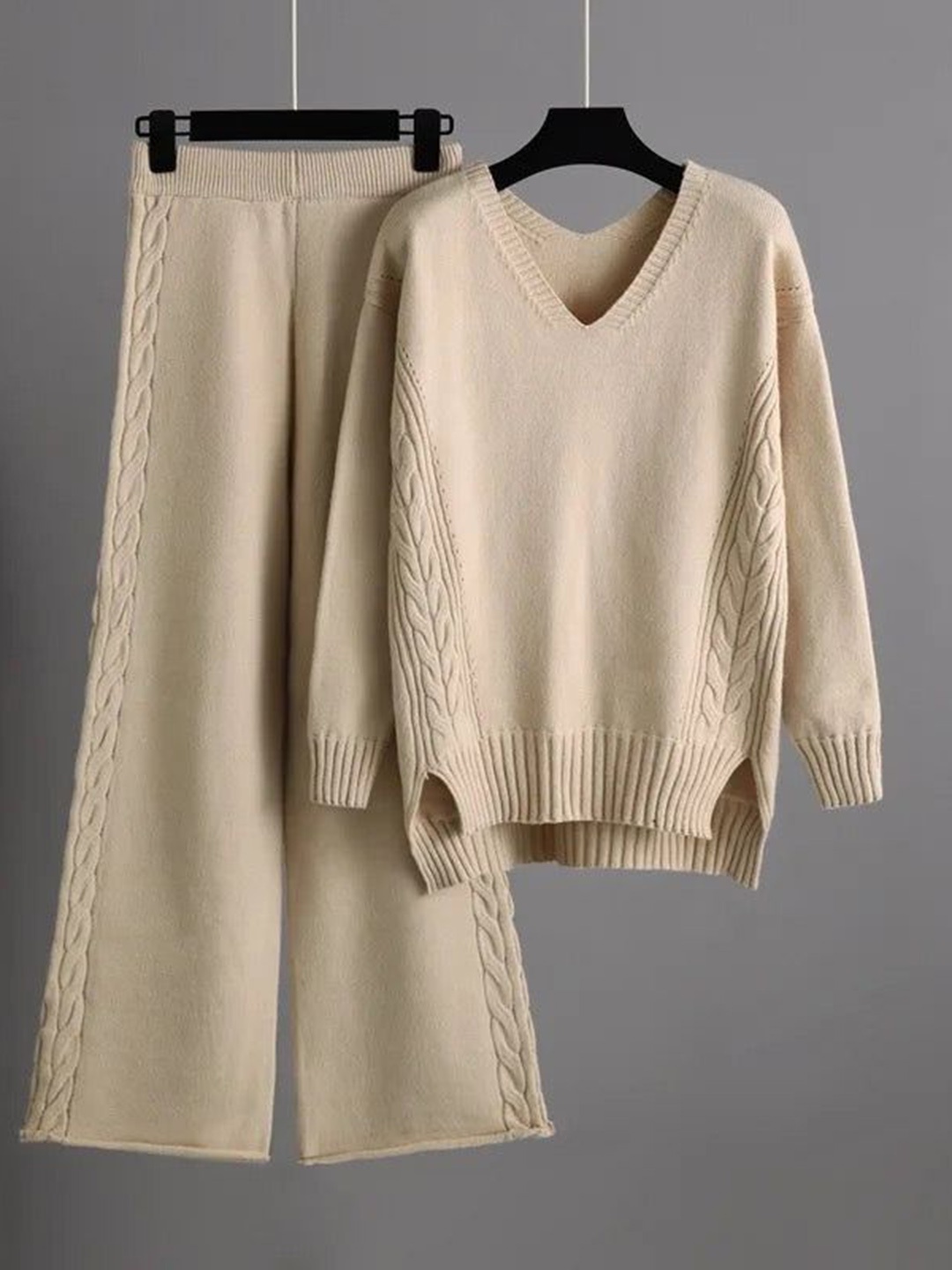 

Alamode By Akanksha Beige Leslie Luxe Winter Coord Set - Tracksuit