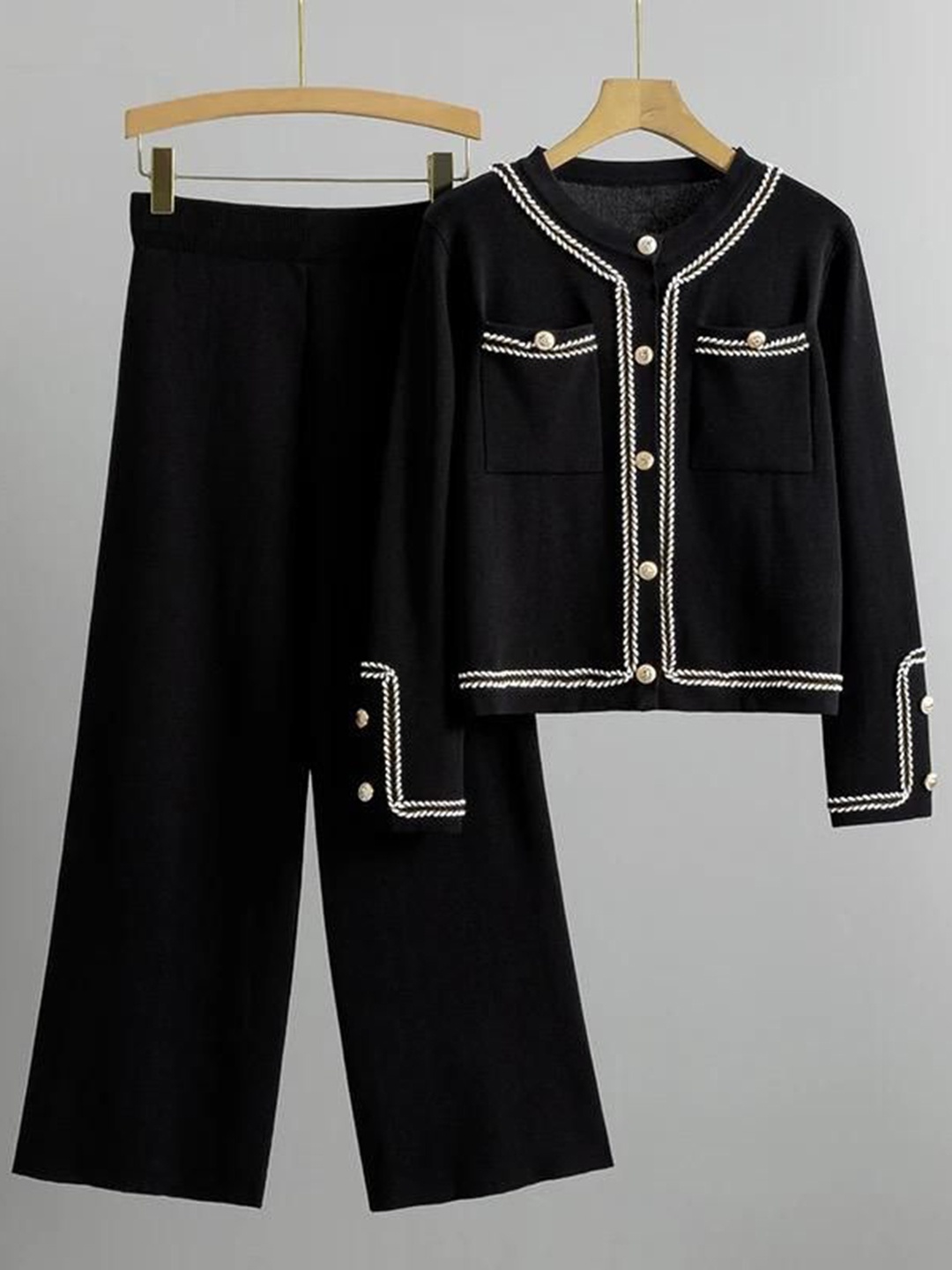 

Alamode By Akanksha Black Soren Vintage Coord Set