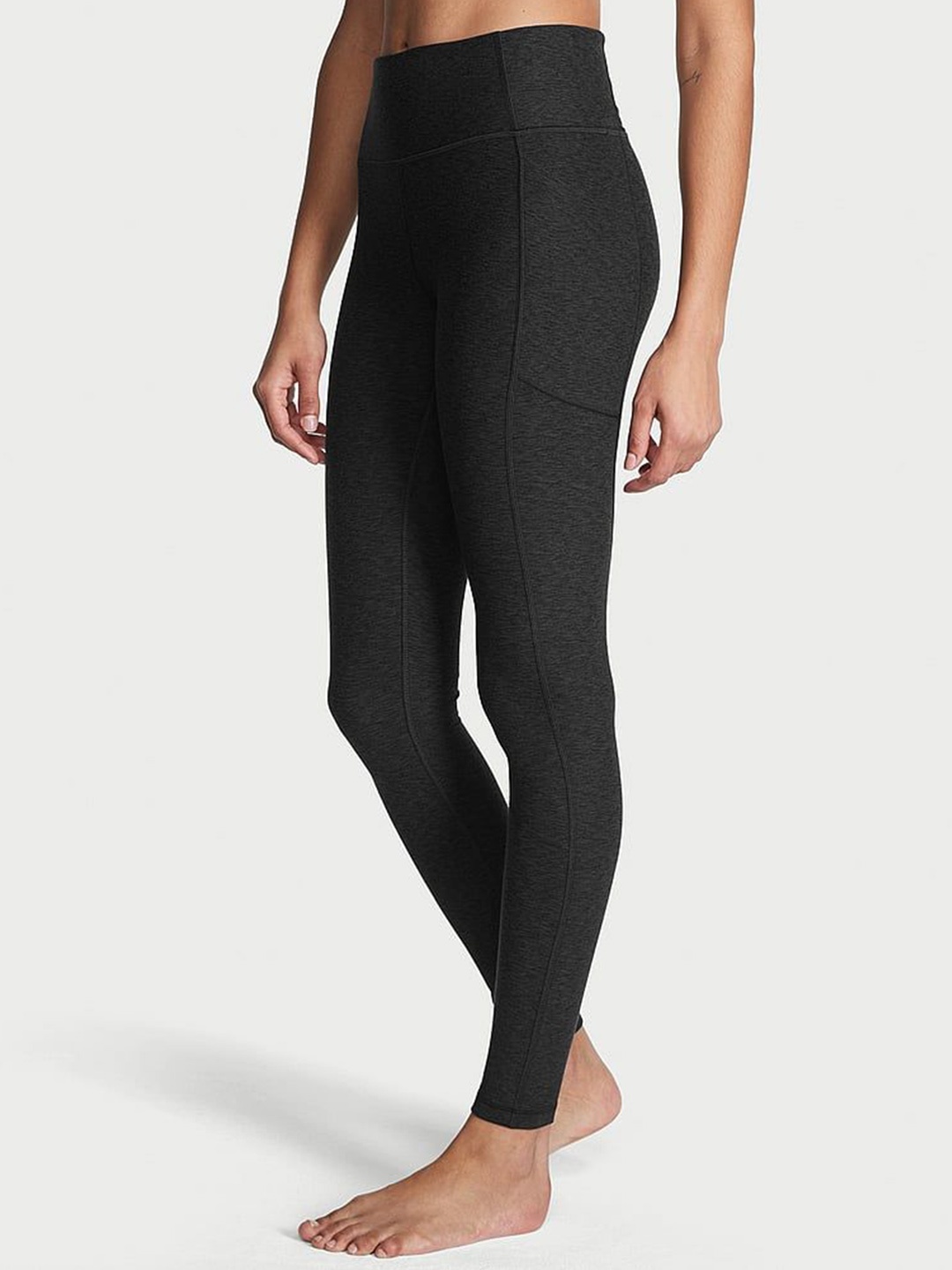 

Victoria's Secret Women High-Rise Ankle-Length Tights, Black
