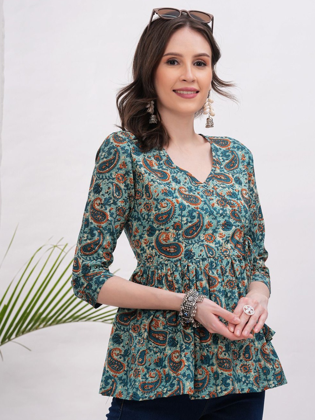 

Vilgi Women Printed Empire Top, Teal