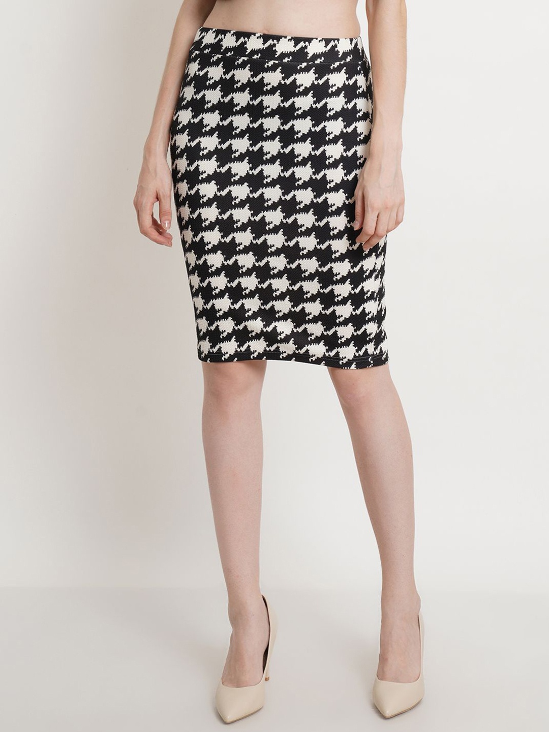 

Popwings Women Printed Pencil Skirt, Black