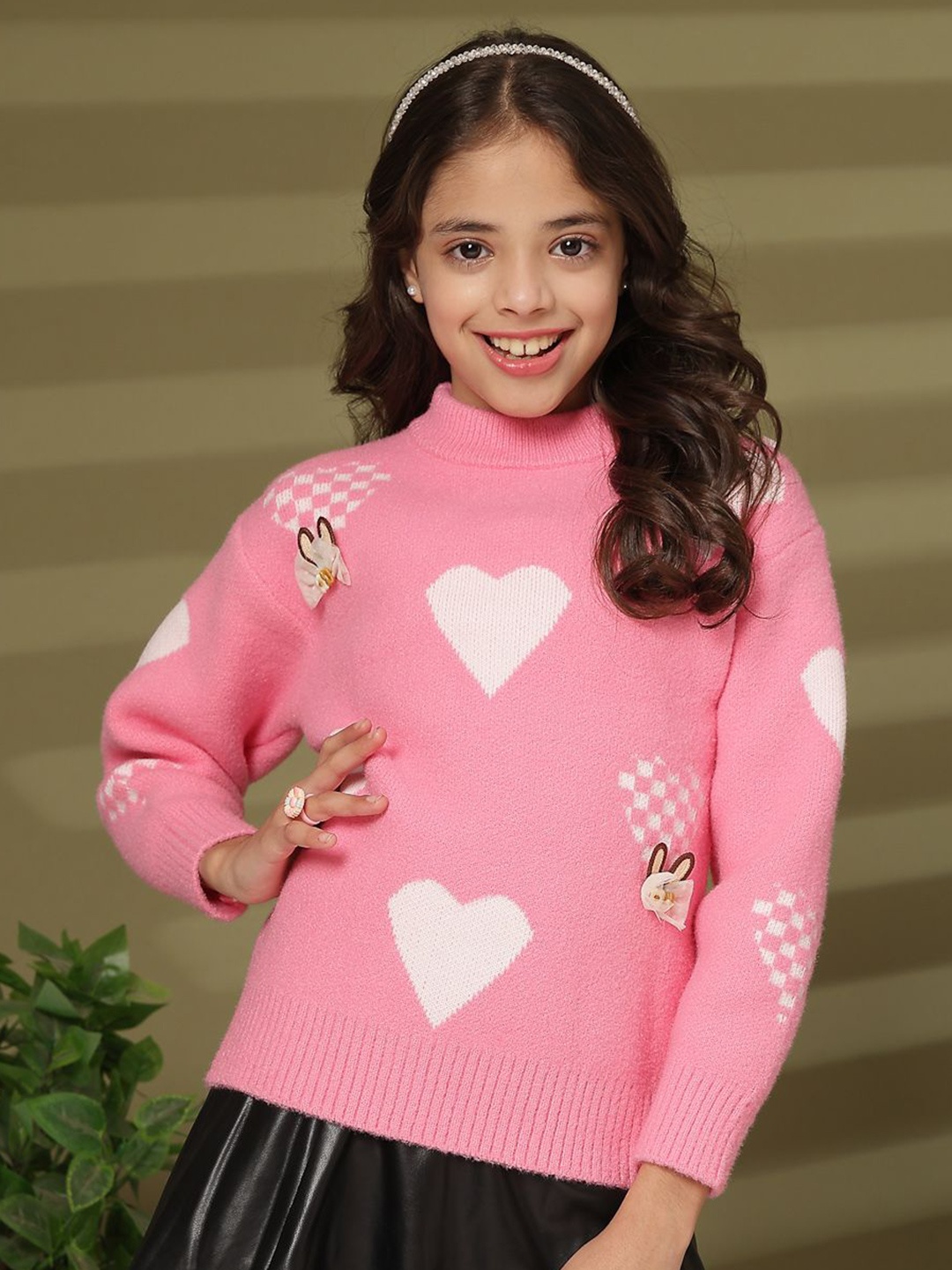 

Albion By CnM Girls Conversational Self Design Pullover with Applique Detail, Pink