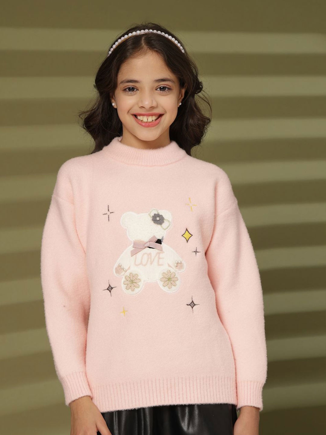 

Albion By CnM Girls Conversational Self Design Pullover, Pink