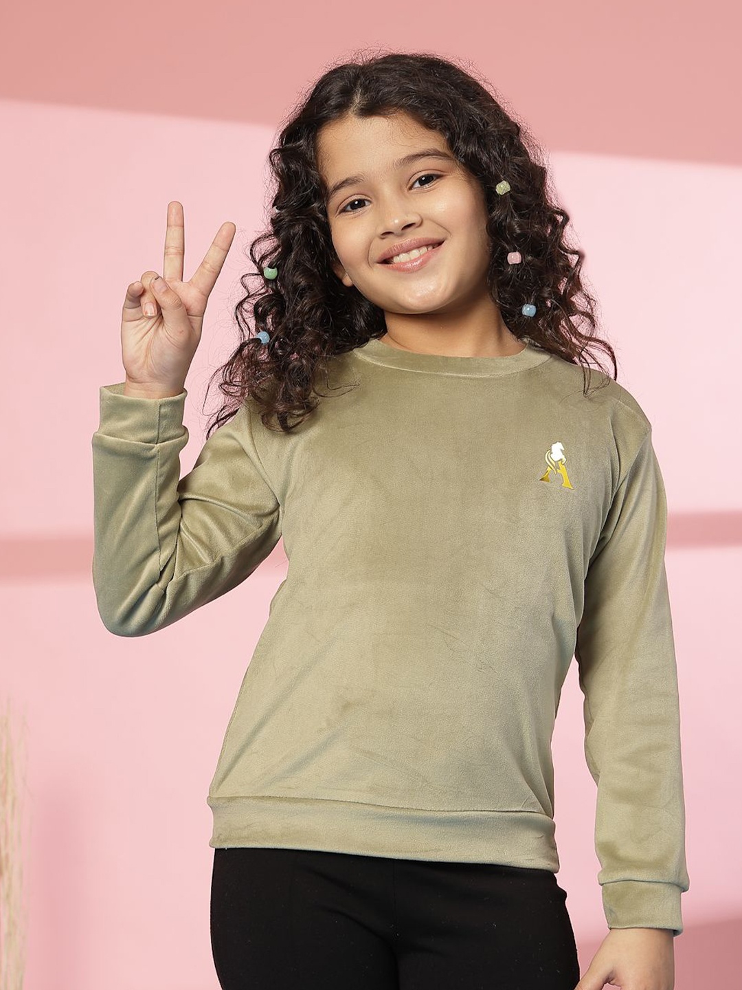 

Albion By CnM Girls Round Neck Long Sleeves Woollen Pullover Sweaters, Khaki