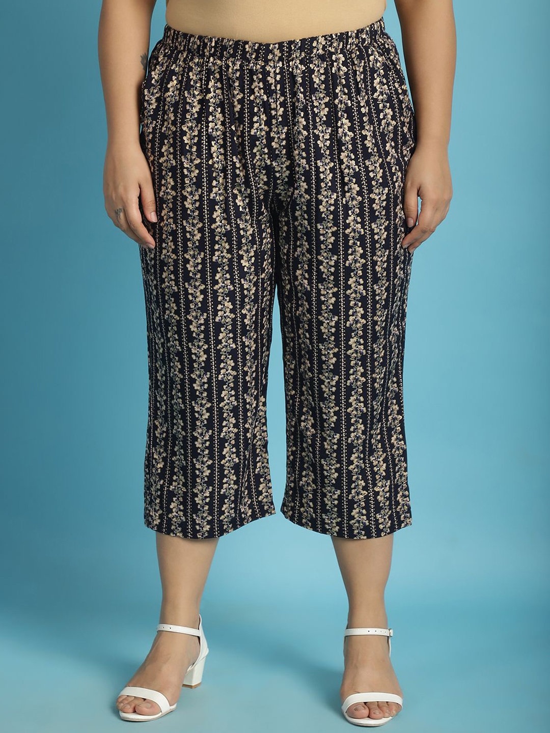theRebelinme Women Printed High-Rise Capris Plus Size, Navy blue