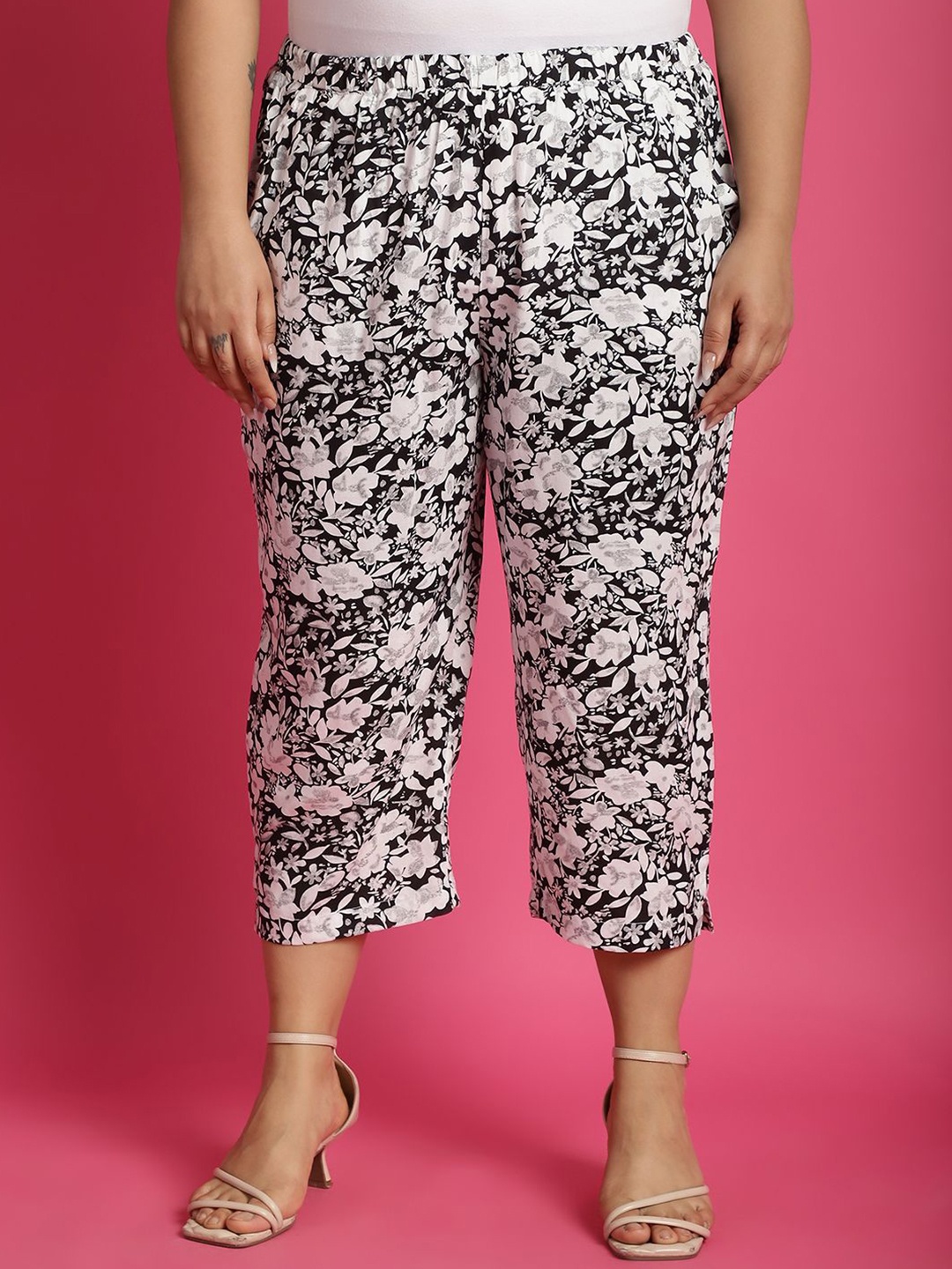 

theRebelinme Women Floral Printed Capris, White