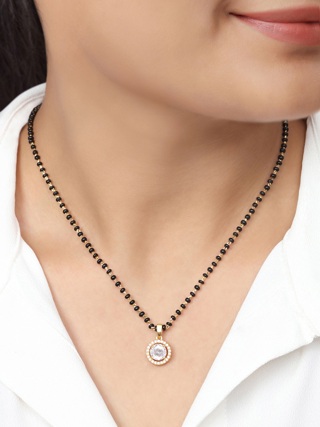 

Zavya 925 Sterling Silver Solitaire Halo Gold Plated Mangalsutra