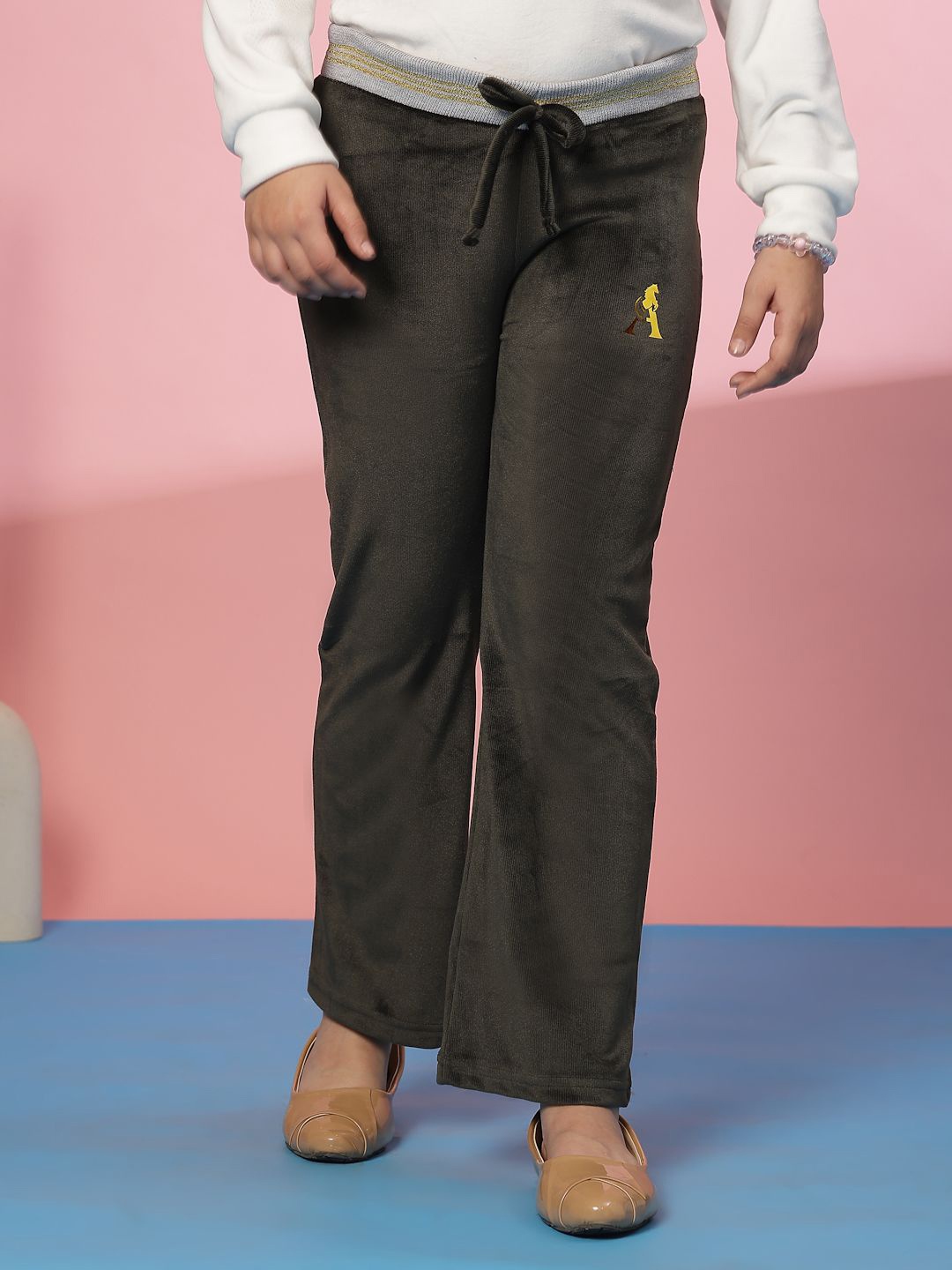 Albion By CnM Girls Mid-Rise Regular Trouser, Olive