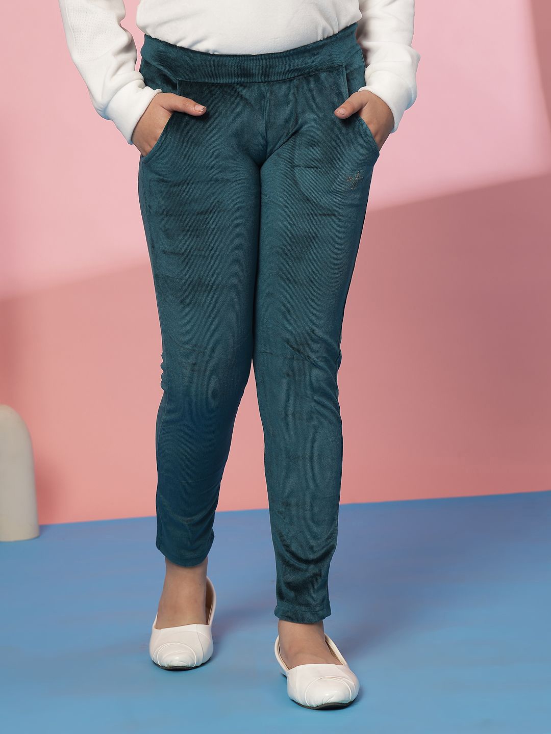 

Albion By CnM Girls Regular Fit Woollen Jeggings, Green
