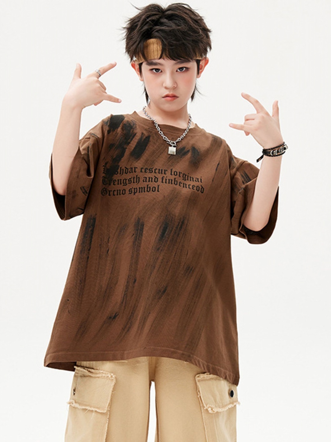 

LULU & SKY Kids V-Neck Organic Cotton Pockets Boxy T-shirt, Brown