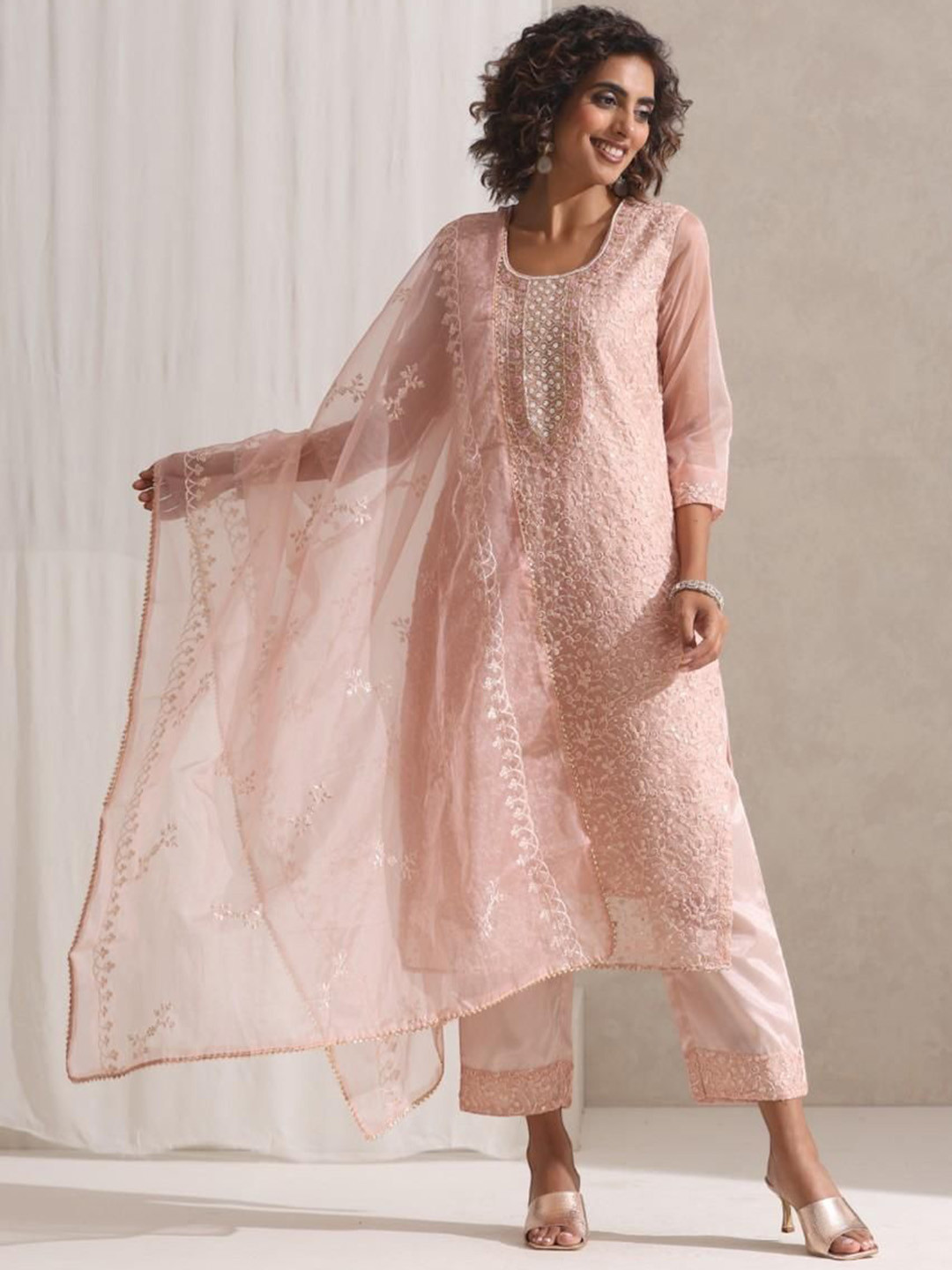 

Triyah Floral Embroidered Beads and Stones Straight Kurta with Pyjamas & Dupatta, Pink