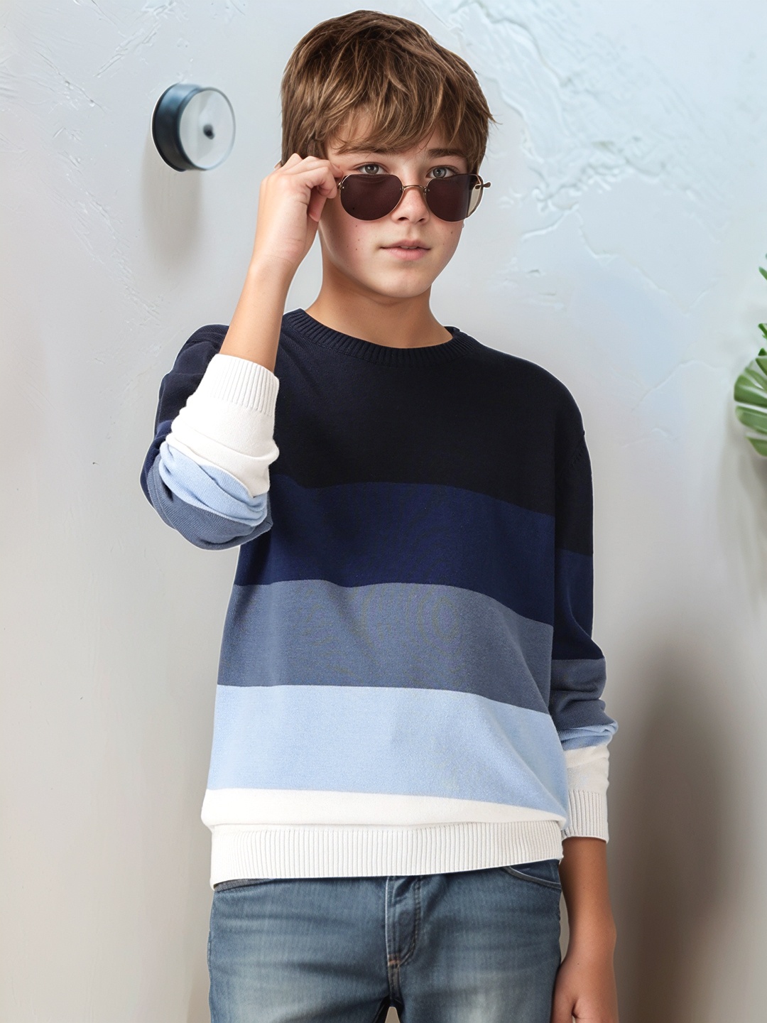 

Nautica Boys Cotton Colourblocked Sweater, Navy blue
